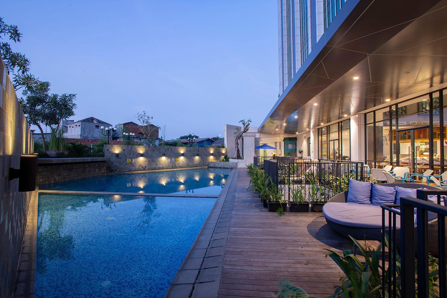 The 1O1 Jakarta Airport Cbc Tangerang Exterior photo